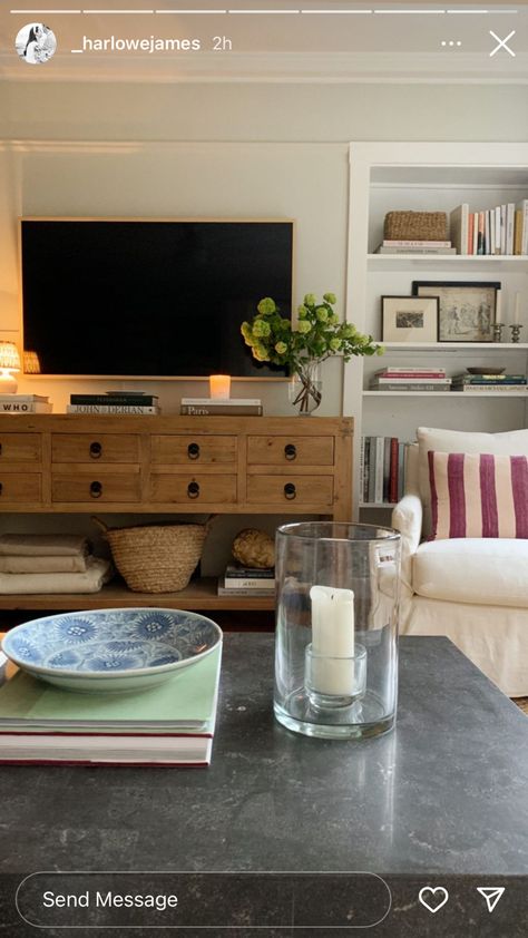 Small Apartment Living Room Coastal, Styling Tv In Living Room, Entertainment Center Aesthetic, Modern Traditional Sitting Room, Nancy Meyers Movie Interiors, Frame Tv Above Dresser, Meredith Hayden Apartment, Boook Shelf, Cottage Living Room Tv