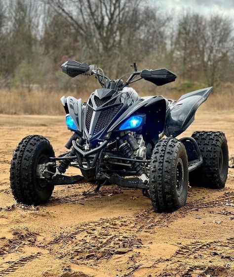 Atvs 4 Wheelers, Atv Quads Yamaha, Camaro Concept, Atv Four Wheelers, Atv Motocross, Homemade Go Kart, Four Wheeling, Cool Dirt Bikes, Moto Car