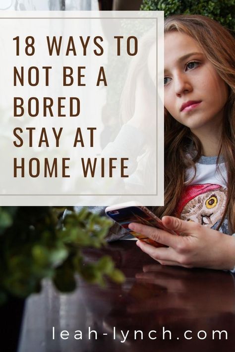 Stay At Home Mom Hobbies Ideas, Things To Do As A Stay At Home Wife, Schedule For Stay At Home Wife, Stay At Home Girlfriend Schedule, Things To Do Around The House, Home Maker Wife, Stay At Home Wife Routine, Stay At Home Wife Quotes, House Wife Aesthetic Modern