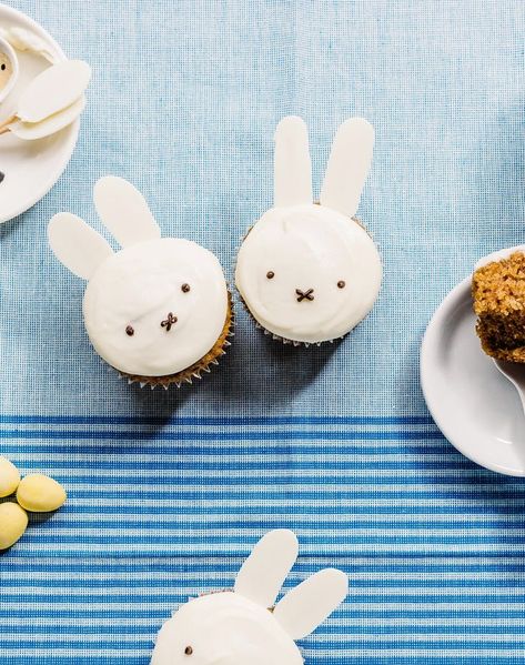 Miffy Party Ideas, Miffy Themed Birthday, Miffy Cupcakes, Cute Muffins, Bunny Theme Cupcakes, Rabbit Cupcakes, Cupcake Bunny, Miffy Food, Miffy Party