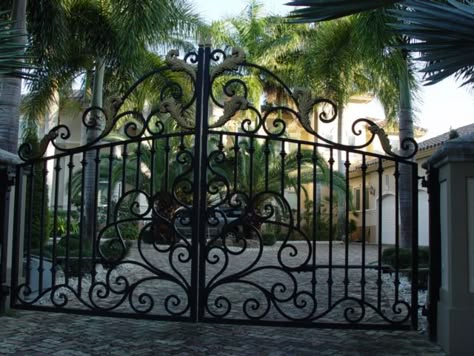 Metal Picket Fence Panels | ... Gates,Driveway Gates,Electric Fence,Security Fence,Picket Fence Wrought Iron Gate Designs, Iron Fence Gate, Metal Driveway Gates, Cast Iron Fence, Picket Fence Panels, Driveway Entrance, Custom Gates, Iron Gate Design, Wrought Iron Gate