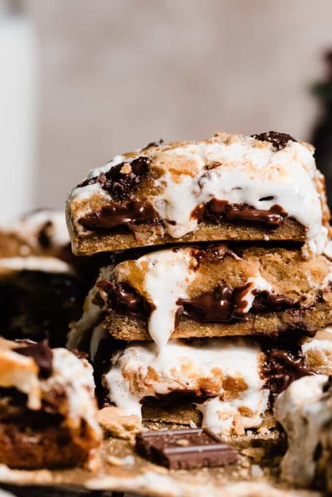 Graham Cracker Cookie Dough, Stephanie Simmons, S Mores Bars, Graham Cracker Cookies, Caramel Chocolate Chip Cookies, Gooey Caramel, Cracker Cookies, Marshmallow Cream, Easy Bake