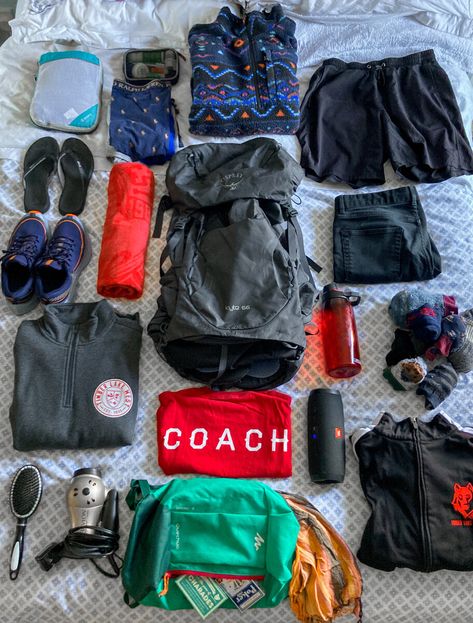 Summer Camp Counselor Packing List Camp Counselor Packing List, Summer Camp Counselor Aesthetic, Camp Counselor Outfit, Camp Counselor Aesthetic, Camp Fits, Counselor Activities, Church Camp Outfits, Summer Camp Aesthetic, Camp Outfits