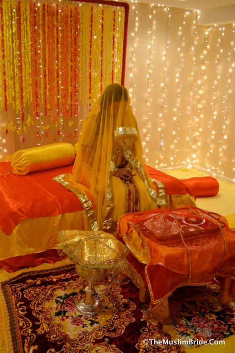 Mehendi ***stage style Wedding Decorations Stage, Pakistani Mehndi Decor, Dholki Ideas, Mehndi Stage, Haldi Ceremony Decorations, Stage Style, Mehendi Decor Ideas, Simple Wedding Decorations, Desi Wedding Decor