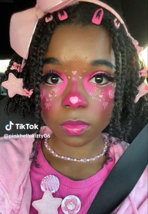 Decora Makeup, Girl Clown Makeup, Nonbinary Makeup, Kidcore Makeup, Semi Ideas, Dreamy Makeup, Makeup Reference, Pc Backgrounds, Clown Outfit