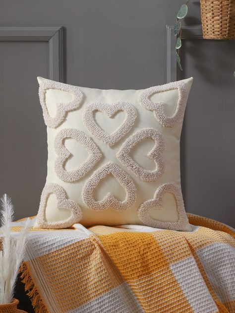 embroidery ideas Farmhouse Decorative Pillows, Needle Cushion, Heart Pillows, Valentines Pillows, Embroidered Pillow Covers, Cushion Cover Designs, Punch Needle Patterns, Sofa Pillow Covers, White Throw Pillows