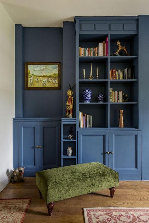 Victorian Bookshelf, Blue Paint Living Room, Blue Bookshelves, Terrace Home, Period Living, Diy Interior Decor, Victorian Townhouse, Victorian Terrace, Country Charm