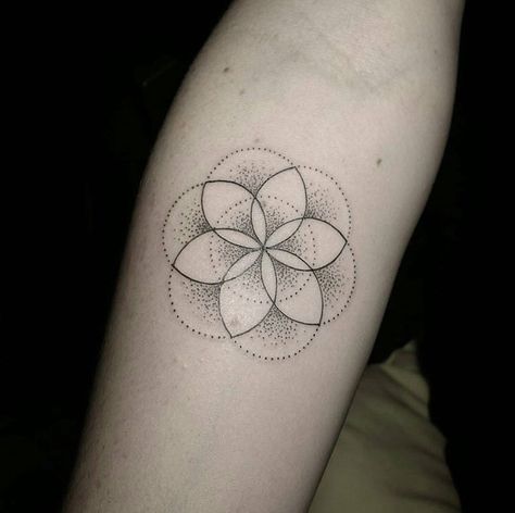 Seed of life tattoo Seed Of Life Tattoo, Flower Of Life Tattoo, Back Of Neck Tattoo, Sacred Geometry Tattoo, Handpoke Tattoo, Geometry Tattoo, Sun Tattoos, Wrist Tattoos For Women, Calf Tattoo