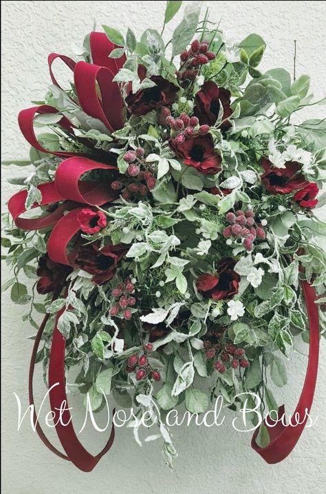 Frame Wreaths, Xmas Wreaths, 2024 Christmas, Christmas Door Decorations, Burgundy And Gold, Frame Wreath, Christmas Floral, Christmas Door, Double Doors