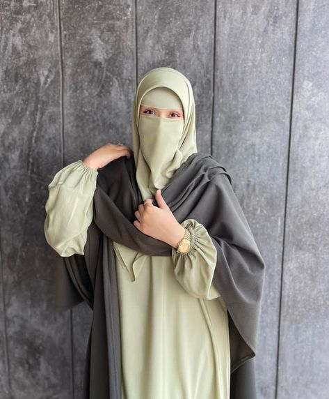 Niqabi Bride, Modesty Dress, Hijab Design, Muslim Long Dress, Hijab Designs, Niqab Fashion, Modest Clothes, Modern Hijab Fashion, Modest Outfit