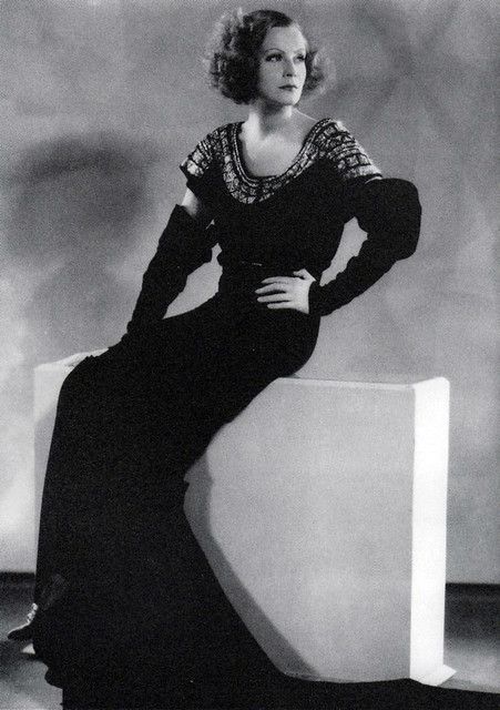 Greta Garbo, "Inspiration", 1930 | Gown by Adrian | Laura Loveday | Flickr Madame Vionnet, Gilbert Adrian, Fashion History Timeline, Flapper Girls, Glamour Portraits, Kibbe Dramatic, Madeleine Vionnet, Late Art, Decades Of Fashion