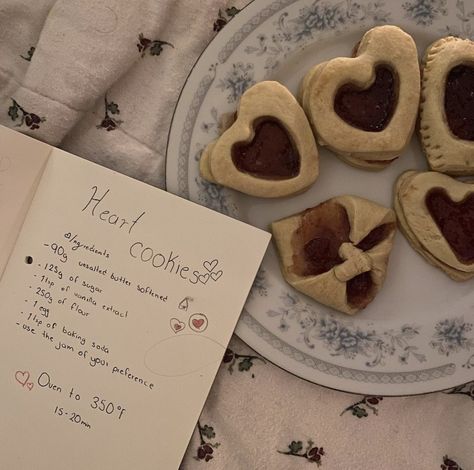 Heart cookie recipe  🍒❤️🍪

Ingredients - 
* 90 g softened unsalted butter 
* 125g of sugar 
* 1 tsp of vanilla extract
* 250g of flour 
* 1 egg
* 1 tsp of backing soda 
* Use your preferred jam 

Set oven to 350°f
Bake for 15-20 minutes Essen, Heart Cookies Recipe, Pinterest Cookies, Homemade Recipe Books, Adventure Seeker, Jam Cookies, Instagram Heart, Baking Soda Uses, Tasty Baking