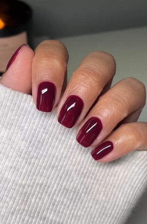 Cherry Mocha Nails, Mocha Nails, Cherry Mocha, Kutek Disney, Wine Nails, November Nails, Fall Nail Trends, Cherry Nails, Smink Inspiration