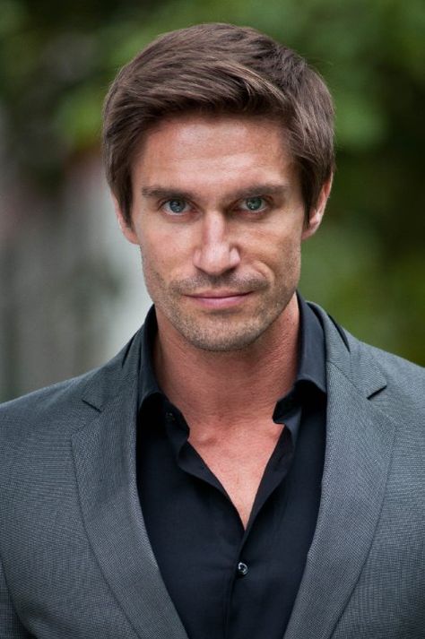 Pictures & Photos of Michael Rowe - IMDb Michael Rowe, Older Mens Hairstyles, Arrow Cast, Indie Film, Hair Style Korea, Rob Lowe, Actor Studio, Character Ideas, Hair Cut