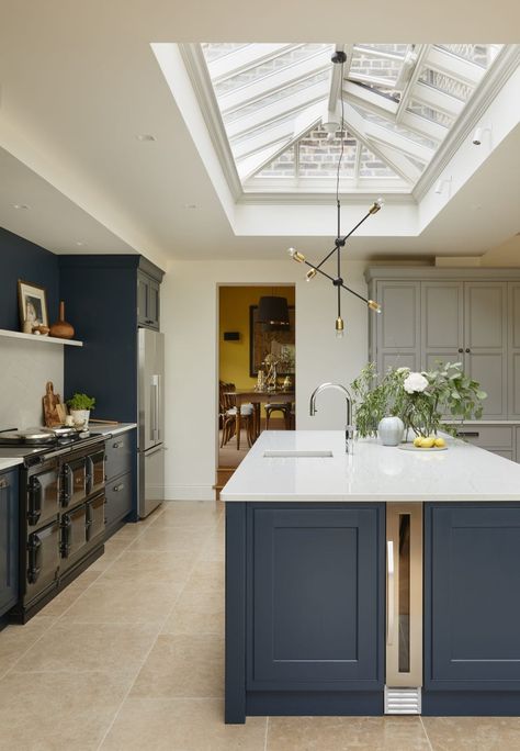 Roof Lantern Pendant Lighting, Kitchen With Roof Lantern, Kitchen With Lantern Roof, Kitchen Lantern Roof, Kitchen Roof Light Ideas, Lantern Roof Kitchen, Led Roof Lantern Lights, Extension With Lantern Roof, Roof Lantern Kitchen