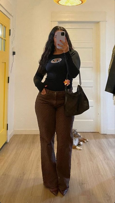 Cute Fall Outfits Aesthetic Black Women, Zoo Date Outfit Winter, Muggy Day Outfit, Midsize Europe Outfits, Nola Outfit Winter, Black Clean Girl Outfits, Late 20s Outfits, Y2k Outfits Brown, Thick Girlfriend Outfits