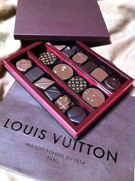 Louis Vuitton Expensive Chocolate, Box Of Chocolates, Luxury Chocolate, Expensive Taste, Chocolate Packaging, Chocolate Shop, Lv Handbags, Handbag Outlet, Love Chocolate