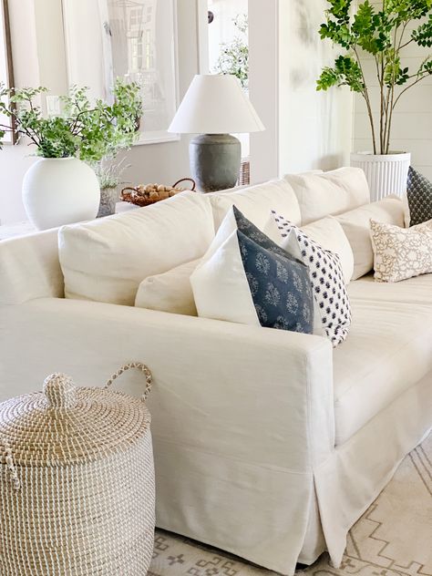 You can finally have a white sofa with kids! These covers are washable! You can even bleach them if needed! White Sofa Cover, Best Slipcovered Sofa, Slip Cover Sofa Living Room, White Slipcover Sofa Living Room Ideas, White Sofa Slipcover, Sofa With Kids, Rancher Remodel, Slipcovered Sofa Living Room, Coastal Modern Living Room