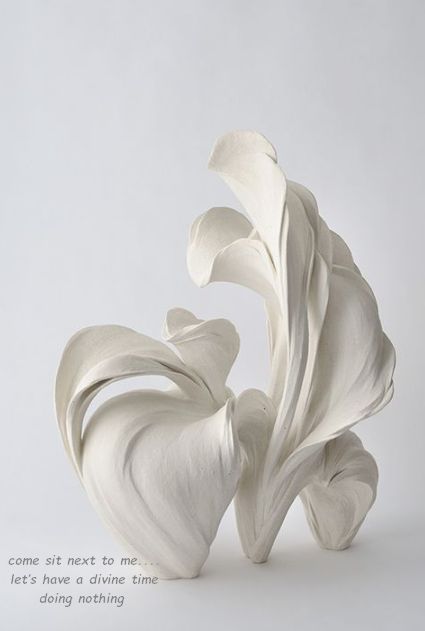 Sculptures Céramiques, Paper Sculpture, Abstract Sculpture, The Shape, Organic Shapes, Ceramic Sculpture, Clay Art, A Flower, Ceramic Pottery