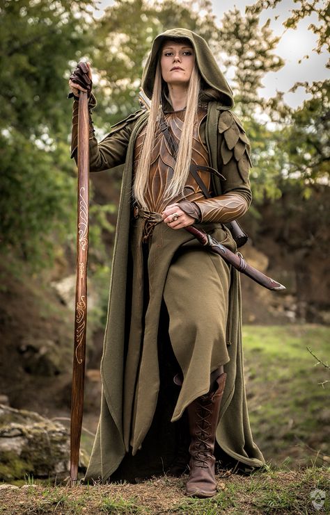 valkyriethais:  The Hunt - 2 by Finarfel Druid Costume, Cosplay Elf, Elven Costume, Elf Warrior, Elf Cosplay, Warrior Costume, Forest Elf, Elf Clothes, Elf Costume