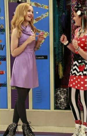 Liv Rooney Outfits, Liv Rooney, Dove Cameron Style, Tights Outfits, Liv And Maddie, Teenage Girl Outfit, Dove Cameron, Fancy Dress Costumes, Disney Style