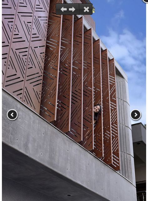 Elevation Louver Design, Louvre Design Facade, Vertical Louvers Facade Residential, Vertical Louvers Facade, Louvers Facade, Louvers Design Interior, Vertical Louvers, Secondary Skin, Louver Design