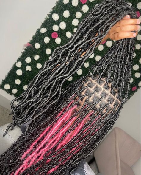 Long Distressed Locs With Color, Long Locs With Color, Peekaboo Soft Locs Red, Long Faux Locs With Color, Faux Locs Color, Birthday Braids, Pink Locs, Locs Color, Faux Locs Styles