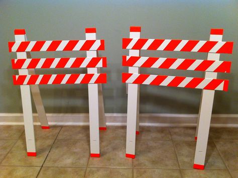 An old set of white window blinds and orange duct tape... make nice construction road barriers! Blind Slats Projects, Maker Fun Factory Vbs 2017, Quilt Design Wall, Maker Fun Factory Vbs, Construction Party Decorations, 4de Verjaardag, Maker Fun Factory, Vinyl Blinds, Construction Theme Birthday Party