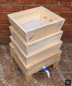 Vermicomposting Worm Farm, Compost Barrel, Worm Farm Diy, Homemade Compost, Worm Composting Bin, Composting Bin, Worm Bin, Diy Compost, Worm Composting