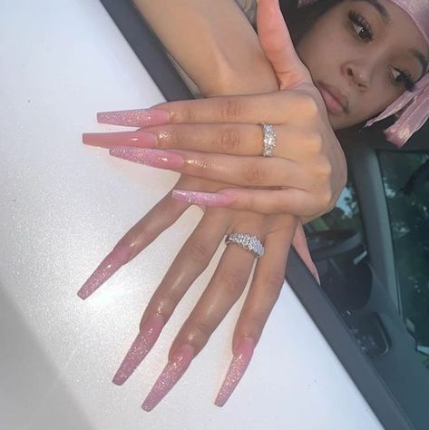 Dope Nail Galleria on Instagram: “💞Pink🦄Attitude💞... 📸@_nailscreatedbysyd_ ...Follow @dopenail_galleria for more inspo 💅🏿 . . 👉🏿👉🏿👉🏿this could have been your promo 💌DM for��…” Gucci Nails, Diva Nails, Long Acrylic Nails Coffin, Coffin Nails Long, Glam Nails, Pink Acrylic Nails, Coffin Nails Designs, Nails Toes, Fire Nails