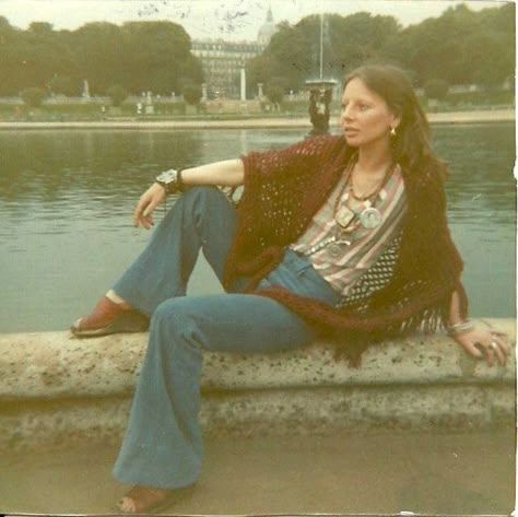 70’s Fashion Hippie, 1970s Hippie Fashion, 70s Hippie Fashion, 70s Hippie Aesthetic, Early 70s Fashion, 60s Fashion Hippie, Hippie Fashion 70s, 1970s Summer, 70s Fashion Hippie