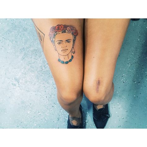 Smart Tattoo, Frida Kahlo Tattoo, Kahlo Tattoo, Frida Tattoo, Frida Kahlo Tattoos, History Tattoos, Aries Tattoo, Spine Tattoo, Tattoo Parlors