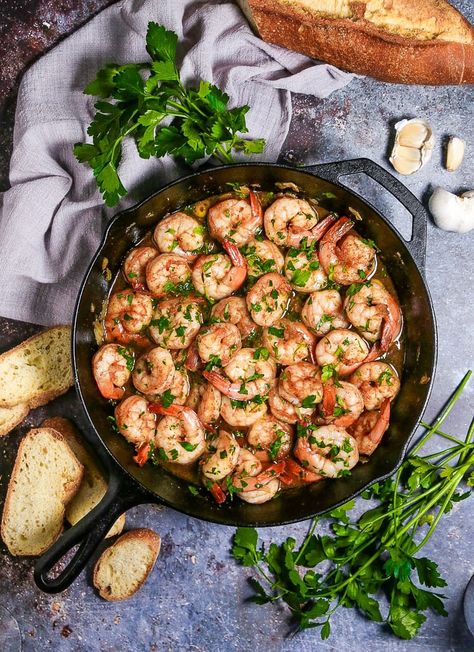 Spanish Cuisine, Spanish Garlic Shrimp, Spanish Shrimp, Tapas Menu, Juicy Shrimp, Tapas Dishes, Shrimp Seasoning, Shrimp Dishes, Garlic Shrimp