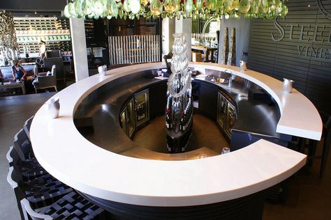 Curved Bar Counter, Corian Design, Cafe Counter, Yacht Interior Design, Japandi Interior Design, Circle Bar, Classic Restaurant, Bar Image, Hotel Inspiration