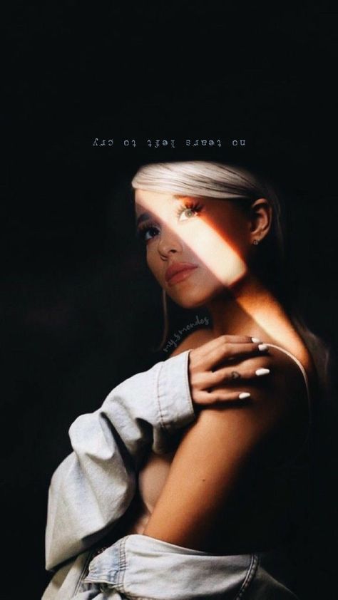 follow me on instagram (@my_s.mendes) #arianagrande #arianagrandewallpaper #wallpaper #lockscreen Ariana Grande Lockscreen, Ariana Grande Background, Ariana Grande Drawings, Ariana Grande Sweetener, Ariana Grande Style, Ariana Grande Wallpaper, Ariana Grande Photos, Ariana Grande Pictures, Ariana G