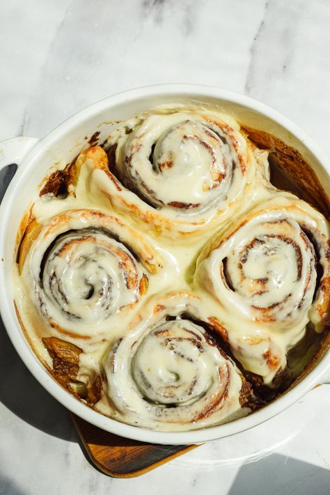 Small Batch Cinnamon Rolls Cinnamon Roll For Two, Small Batch Cinnamon Roll Recipe, Cinnamon Rolls For Two, Small Batch Cinnamon Rolls, Soft Cinnamon Rolls, Chocolate Loaf Cake, Cinnamon Roll Recipe Homemade, Small Batch Baking, Pumpkin Cinnamon Rolls