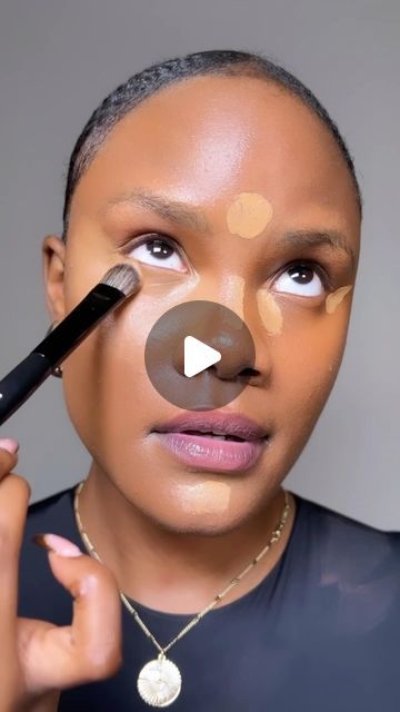 Lisa Joy on Instagram: "Wanted to share quick tips with you on how to achieve a flawless finish using two concealers. I’ve been pairing the Make Up For Ever HD Skin Concealer and Dior Backstage Concealer - they work wonders to cover darkness and brighten! #ad #sephorasquad @sephora" Makeup Concealer How To Use, Conceal Under Eye Circles, How To Put On Concealer, How To Use Concealer, Concealer Only Makeup Look, Eye Makeup Dark Skin, Concealer Tips How To Apply, Dior Backstage Concealer, Sephora Concealer