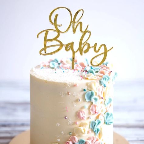 gender reveal cake topper 1 Reveal Cake Ideas, Gender Reveal Cake Ideas, Baby Reveal Cakes, Baby Shower Cake Designs, Simple Gender Reveal, Creative Gender Reveals, Oh Baby Cake Topper, Gender Reveal Cupcakes, Gender Reveal Cake Topper