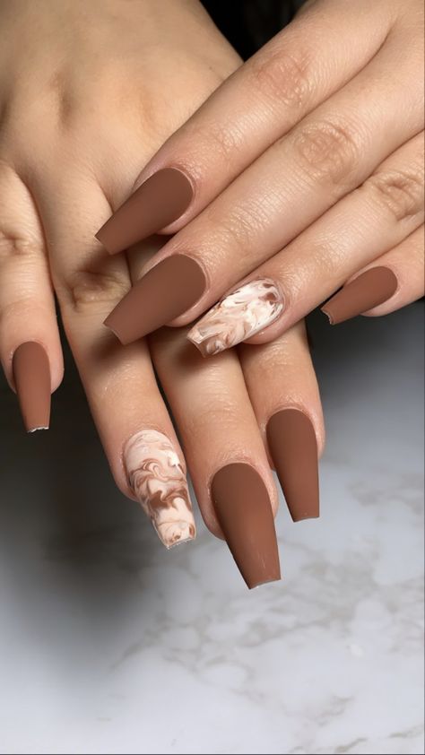 Brown Acrylic Nails, Brown Nails Design, Hello Nails, Fancy Nails Designs, Beige Nails, Simple Gel Nails, Acrylic Nails Coffin Pink, Short Acrylic Nails Designs, Brown Nails