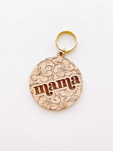 Mama Floral Keychain Wood Laser Keychain, Wood Engraved Keychain, Laser Wood Engraving Ideas, Keychain Wood Ideas, Wood Keychain Design, Wood Key Chain, Xtool Laser Engraving Ideas, Laser Engraved Magnets, Laser Keychain Ideas