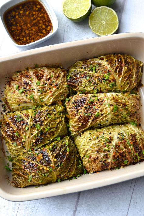 Asian Cabbage Rolls, Asian Cabbage, Cabbage Wraps, Veggie Ideas, Recipes Asian, Cabbage Rolls Recipe, Aip Diet, Healthy Grains, Napa Cabbage