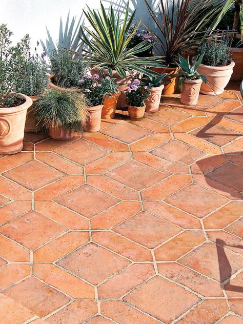 Terracotta Patio, Concrete Bed, Spanish Patio, Garden Patios, Patio Pictures, Outside Paint, Villa Garden, Porch Floor, Renovation Inspiration