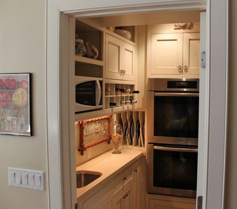 Oven In Pantry, Scullery Ideas, Small Walk In Pantry, Kitchens Cabinets, Butler’s Pantry, Pantry Wall, Butlers Pantry, Kitchen Walls, Small Pantry