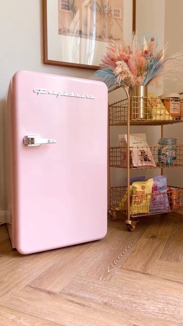 Mini Fridge In Bedroom, Pink Mini Fridge, Hangout Room Ideas, Snacks To Go, Dorm Fridge, Snack Cart, Hangout Room, Pink Dorm, Compact Fridge