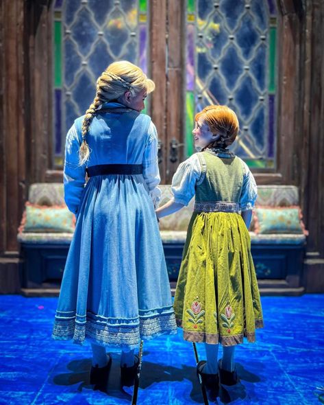 Frozen On Broadway Costumes, Frozen The Musical, Frozen Broadway, Frozen On Broadway, Frozen Jr, Frozen Costumes, Frozen Musical, Frozen Forest, Theatre Ideas