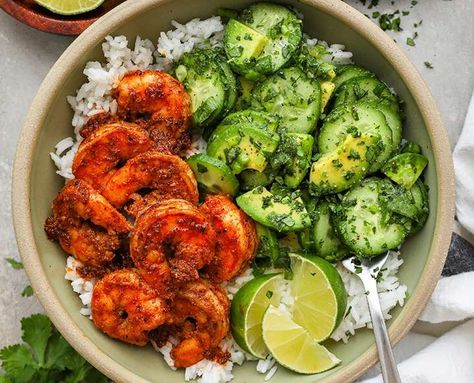 Health and Wellness: Quick Chili-Lime Shrimp Bowls with Avocado Quick Chili, Shrimp Bowls, Shrimp Bowl, Creamy Salad, Chili Lime Shrimp, Chili Shrimp, Avocado Bowl, Cucumber Avocado Salad, Lime Shrimp