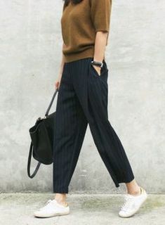 Minimal Stil, Work Outfits Frauen, Minimalist Moda, Fashion Minimal, Minimalist Fashion Women, Mode Chanel, Minimal Outfit, Casual Work Outfits, Work Outfits Women