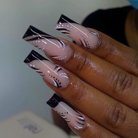 Old School Nail Designs, Nail Designs Black Women, School Nail Designs, Nail Designs Black, Nails 90s, The Best Nails, 90s Nails, Tapered Square Nails, Halloween Acrylic Nails