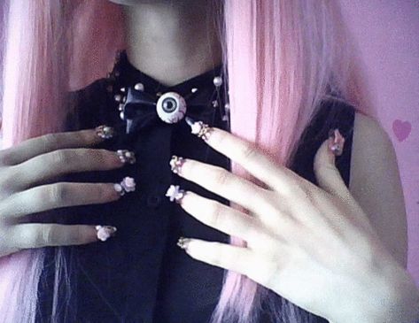 Tumblr Pastel Goth, Pastel Goth Aesthetic, Bubble Goth, Goth Princess, Bow Fashion, Pastel Goth Fashion, Pastel Grunge, Yami Kawaii, Art Pastel