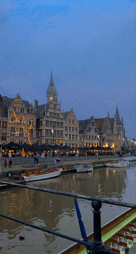 Belgium Aesthetic Night, Brugge Aesthetic, Belgium Wallpaper, Belgium Aesthetic, Euro Winter, Boat Travel, London Girl, Belgium Travel, House Restaurant